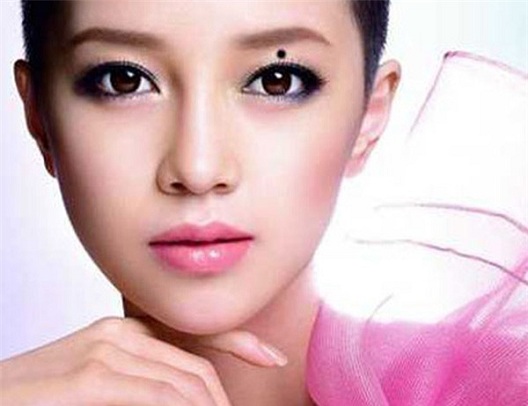 4 nốt ruồi báo hiệu bạn là người hồng nhan, hôn nhân dễ tan vỡ