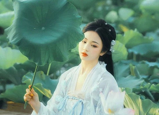 Chuyện cung Hoàng đạo: Song Tử là người chơi hệ 'đa nhân cách', tâm trạng lúc nắng lúc mưa khó ai đuổi kịp