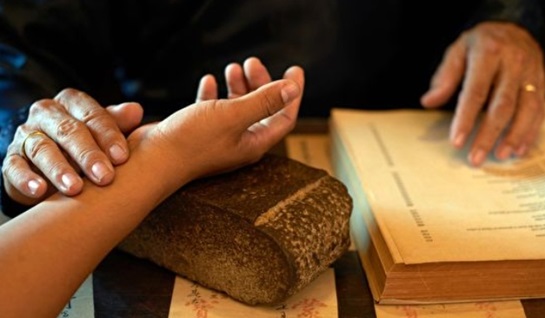Hai danh y đồng thời chẩn bệnh, phát hiện sinh tử hóa ra tại mệnh, không tại thuốc